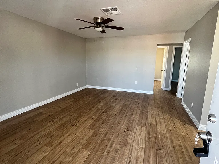 745 W Cocopah St #3 — Photo 2