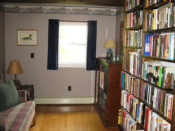 Audio/Library Alcove