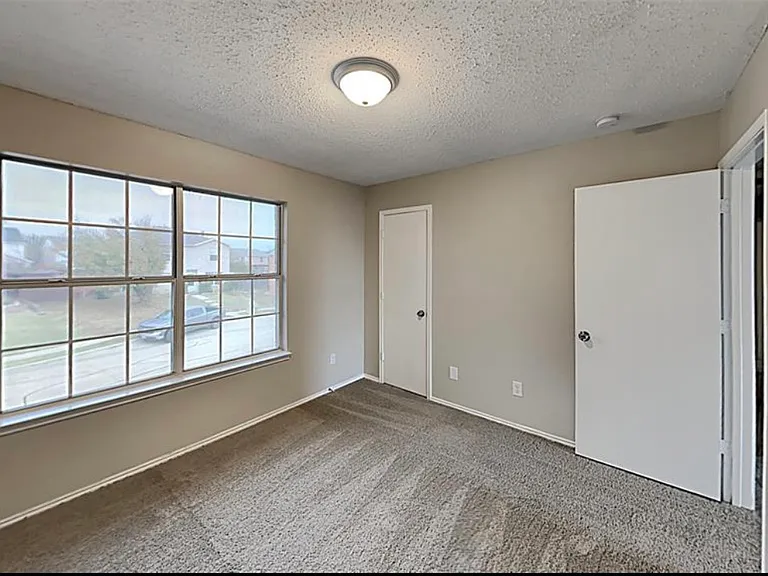 4329 Apple Dr — Photo 13