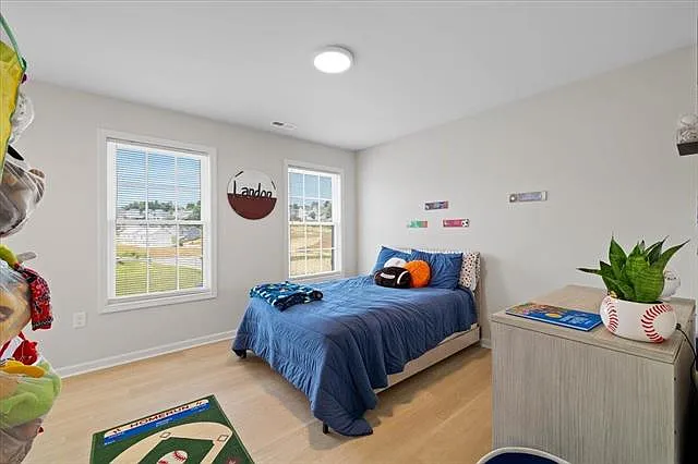 990 Holland Loop — Photo 12