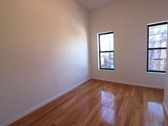 3rd image of 902 4th Ave #2F