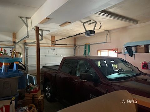 2nd image of 107 N Sewell Ave