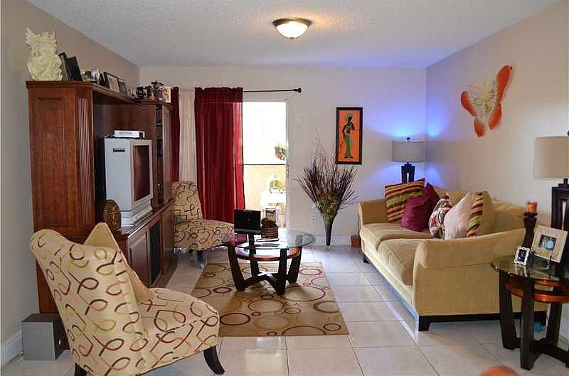 1st image of 321 SW 84th Ave APT 107
