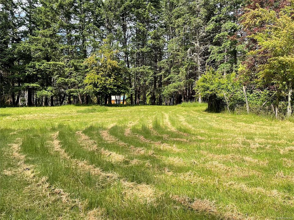 1st image of 17 Apple Orchard Way