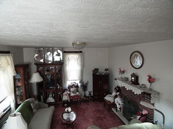 5th image of 300 Louisiana Ave