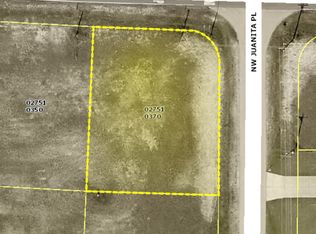18 Kismet Pkwy W, Cape Coral, FL 33993