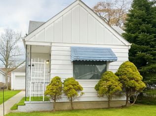 21051 Panama St, Warren, MI 48091