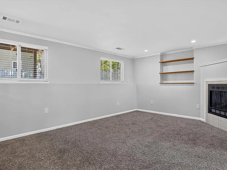 2120 Daintree Ave — Photo 17