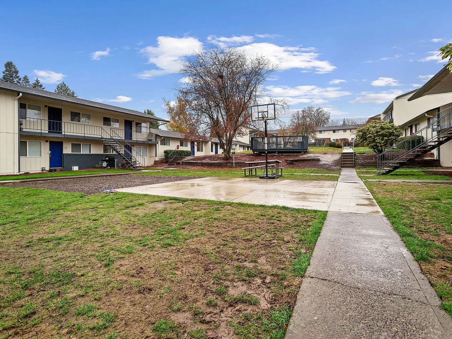 Cedar Mill Apartments — Photo 4
