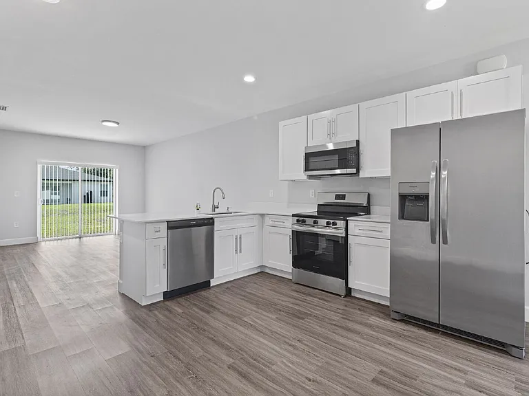 2224 Hilton St — Photo 5