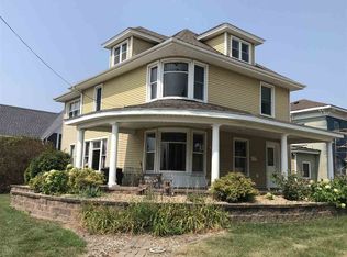 204 S Chestnut Ave, New Hampton, IA 50659