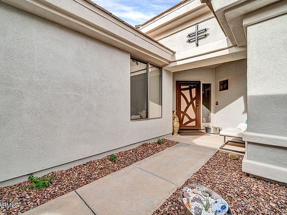3rd image of 2410 W Muirfield Drive