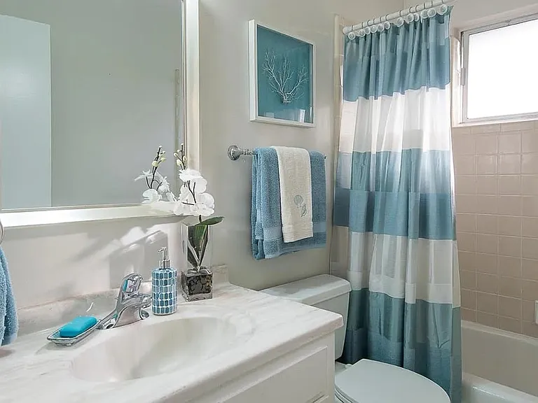 2047 Montecito Ave #13 — Photo 26