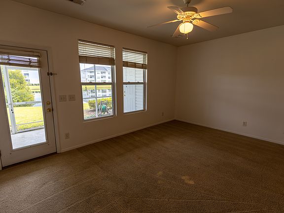 Kiskadee 350 C - Living Room 1_11272024