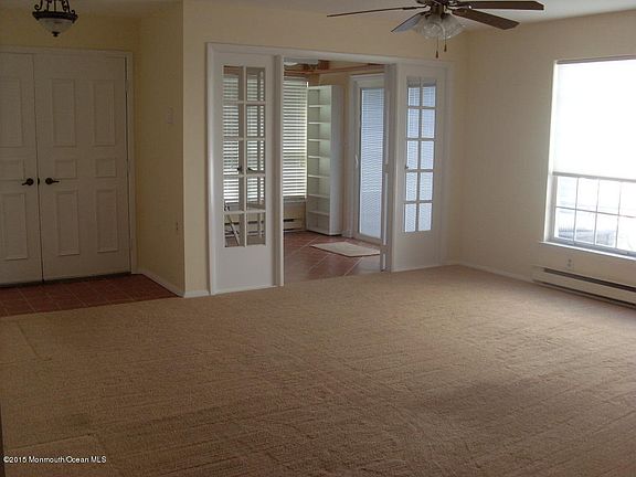 3rd image of 557 Malvern Ct