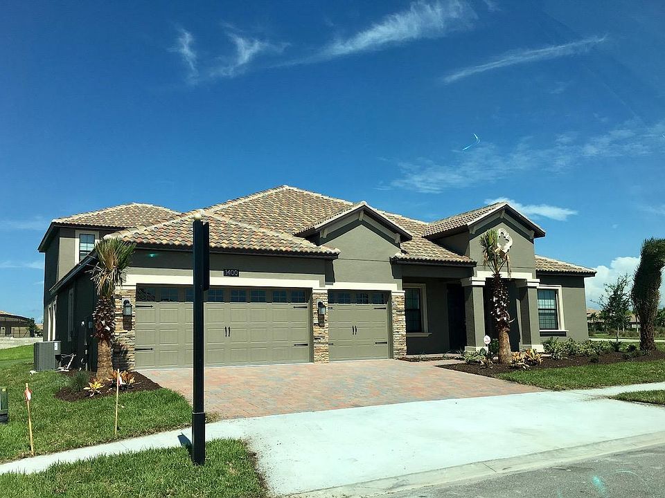 Luxury home, on golf course