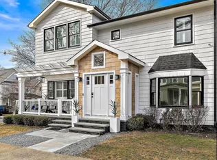 16 Church St, Rumson, NJ 07760