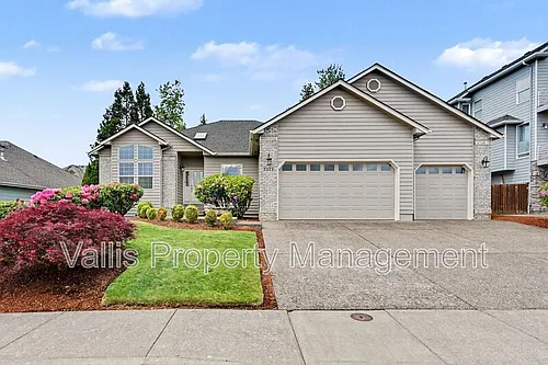 1441 Ranier Loop NW Photo 1