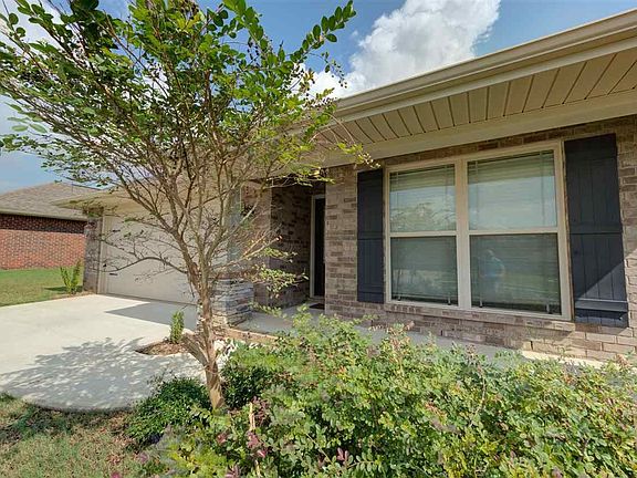 5th image of 318 Saddlegate Dr NW