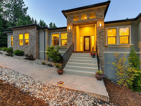 3rd image of 4435 Santa Croce Ct