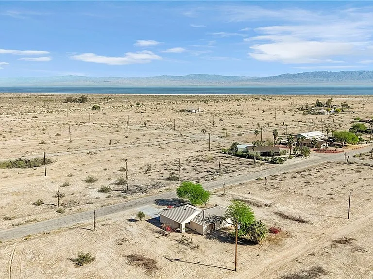 1341 Beach Club Dr — Photo 35