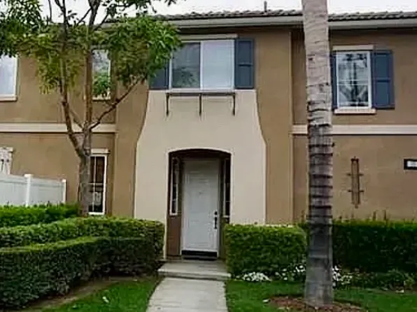 37 Royal Victoria, Irvine, CA 92606
