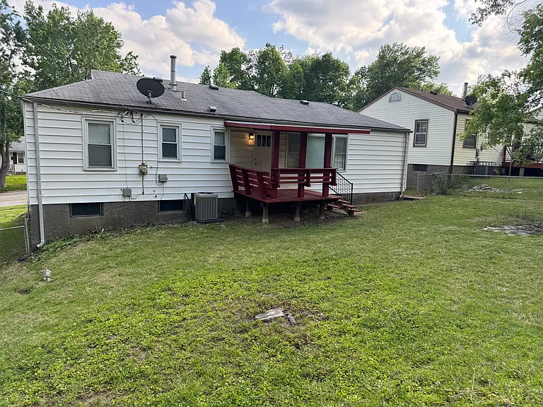 1141 Kilgore Dr — Photo 3