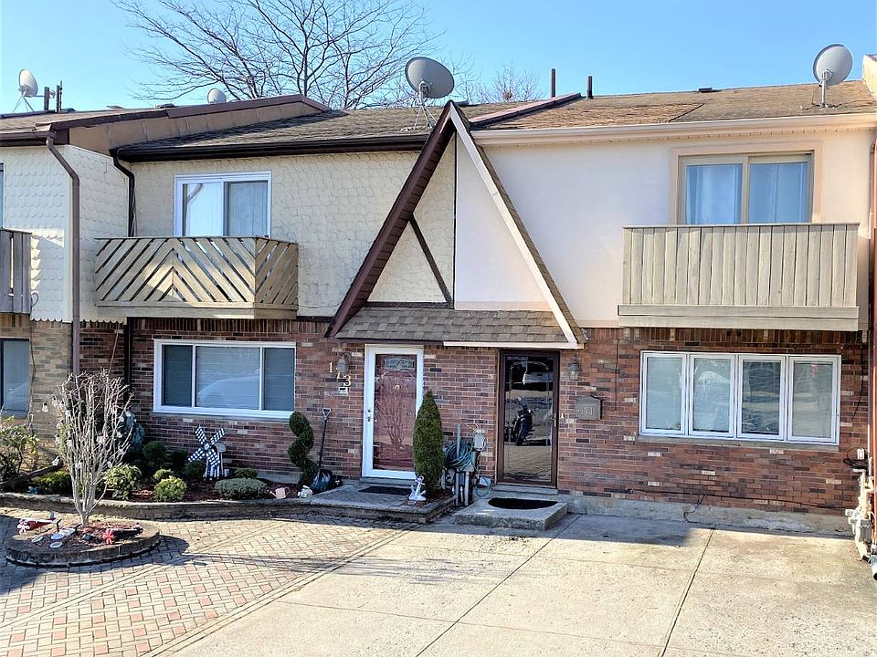 1st image of 171 Cedar Grove Ct