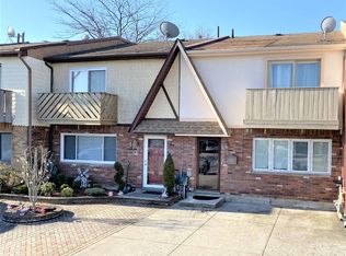 171 Cedar Grove Ct, Staten Island, NY 10306
