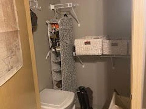 5th image of 146 S Van Buren St APT 207