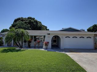 8872 Leona St, Seminole, FL 33772