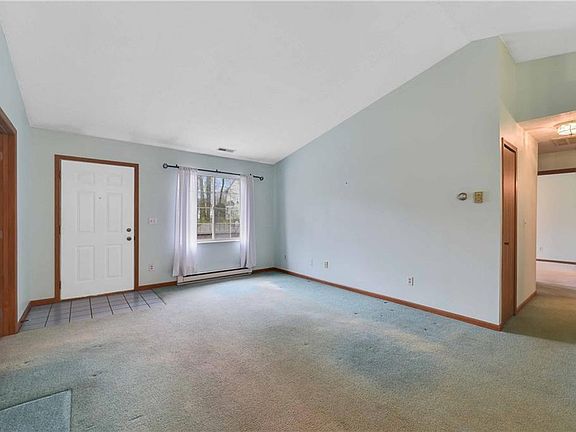 2nd image of 35183 Greenwich Ave #1
