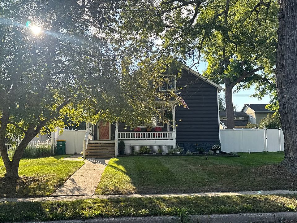 1st image of 309 N 5th St