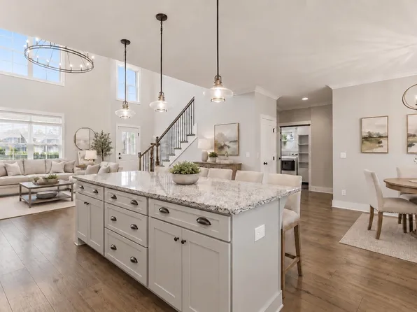 2044 Trout Trl, Murfreesboro, TN 37129