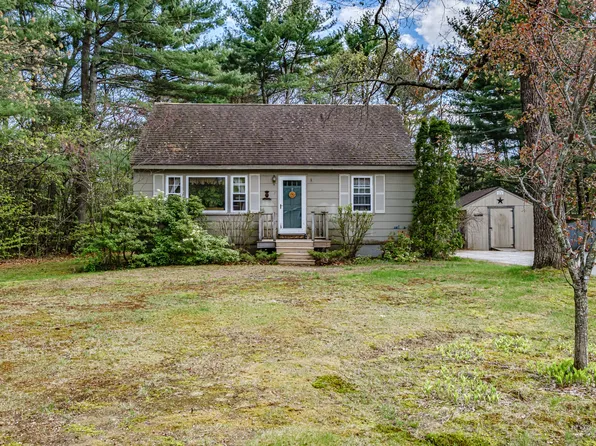 7 Birchwood Ave, Windham, ME 04062