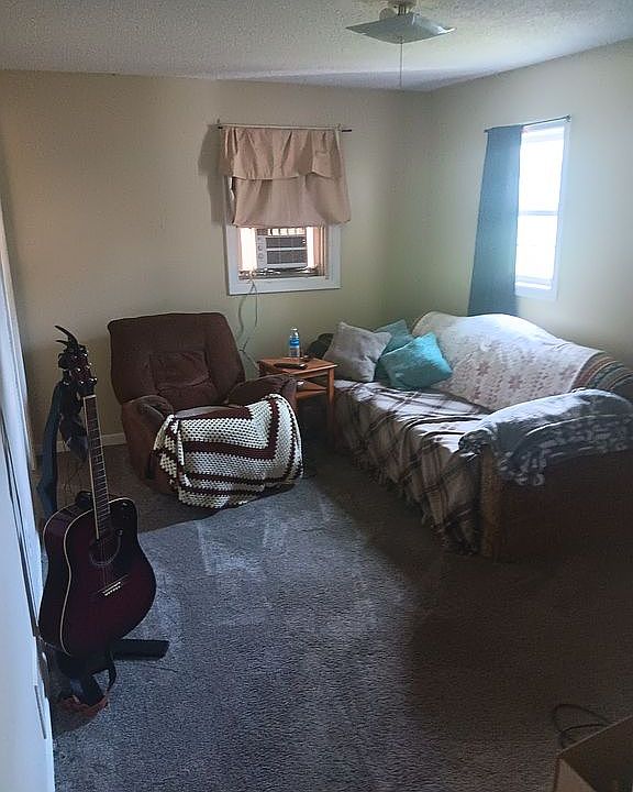 2nd image of 409 Louisiana Ave