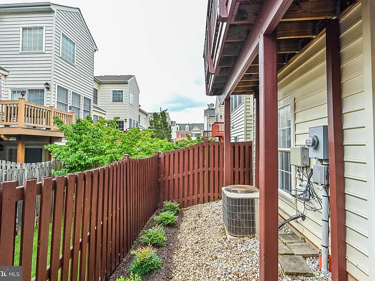 4654 Hummingbird Ln — Photo 43