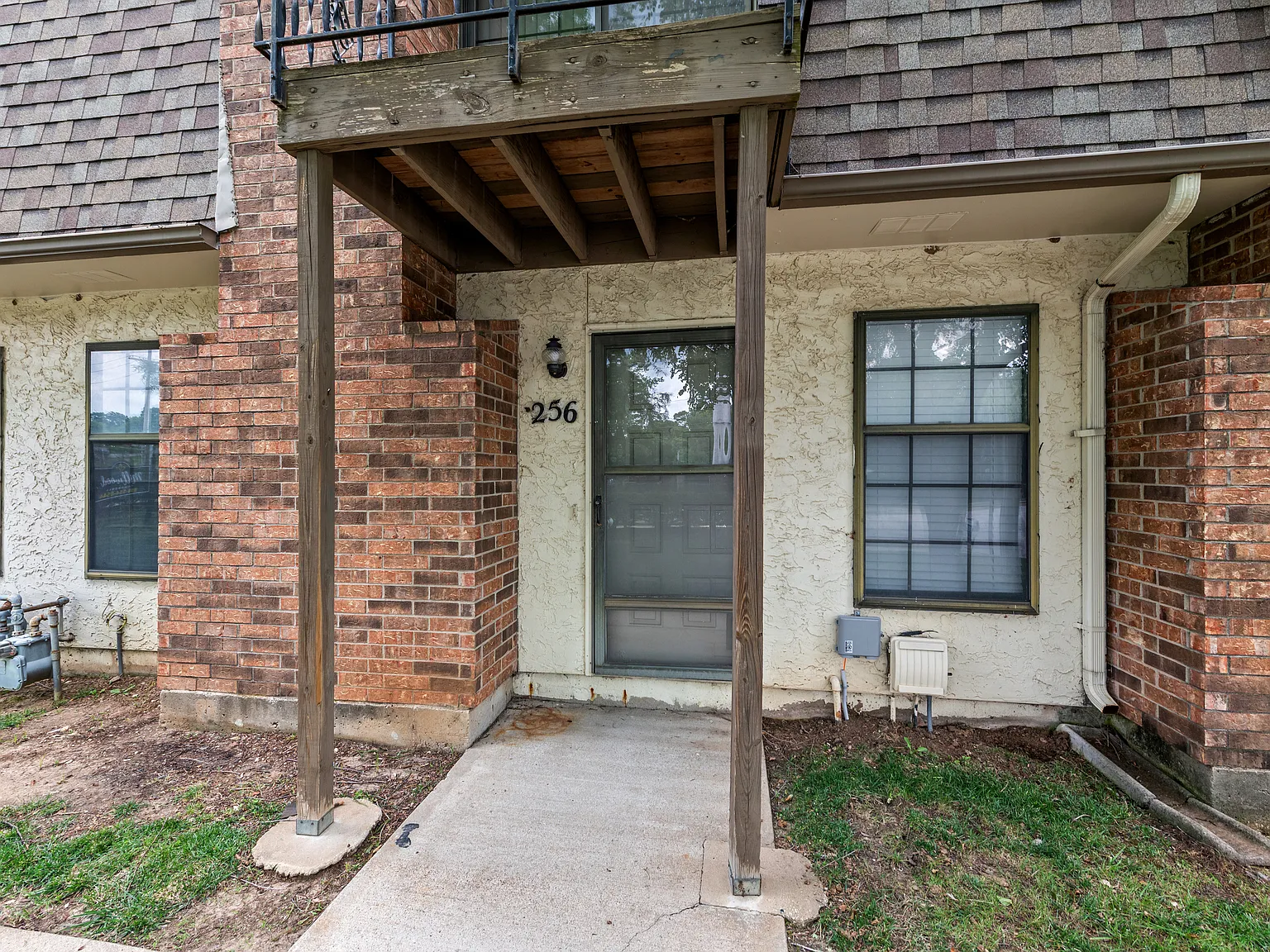 Millwood Townhomes — Photo 3