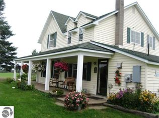 6719 Creighton Rd SW, South Boardman, MI 49680