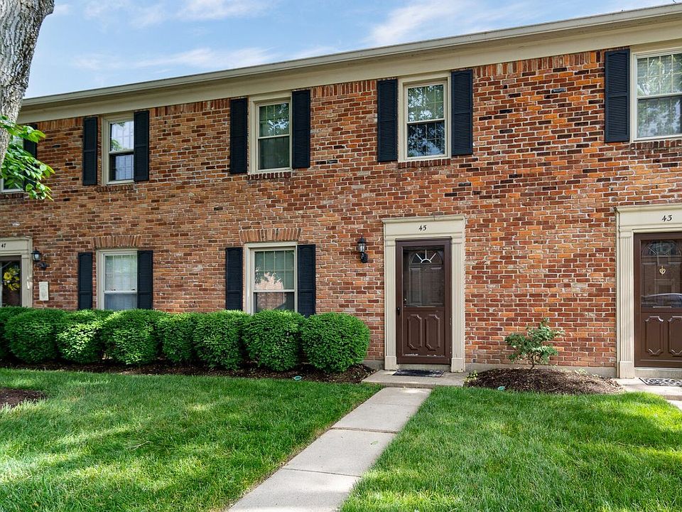 1st image of 45 Cranston Ct #19
