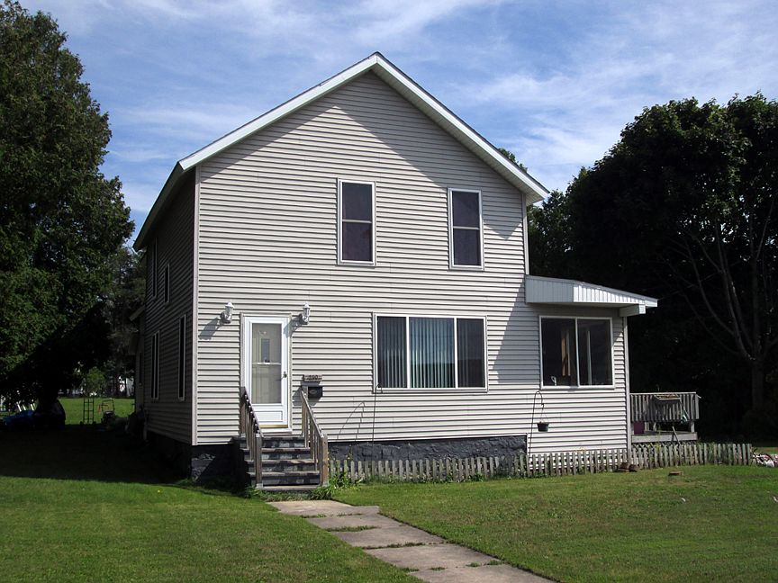 1st image of 219 Lake St