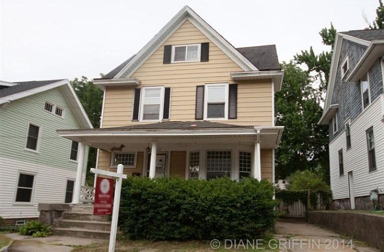 1st image of 1310 E Hope St SE