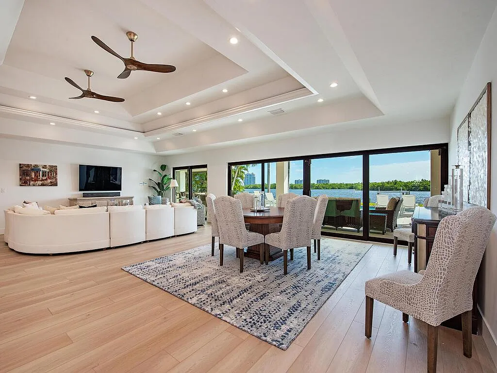 5 bed, 3338 sqft, $40,000 — Photo 3
