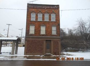 917 Braddock Ave, Braddock, PA 15104