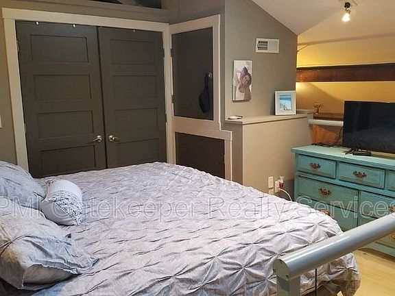 4th image of 1202 Main St APT 13