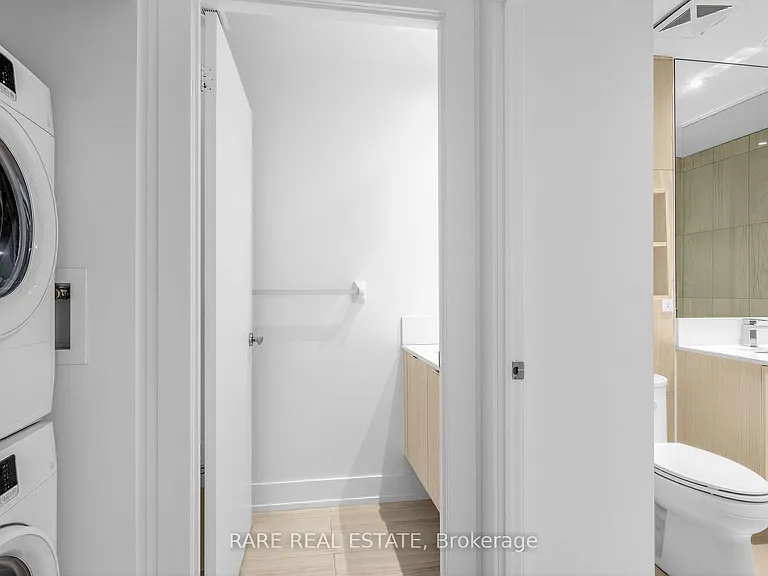 99 Broadway Ave #105 — Photo 18