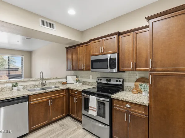 21655 N 36TH Avenue #106, Glendale, AZ 85308