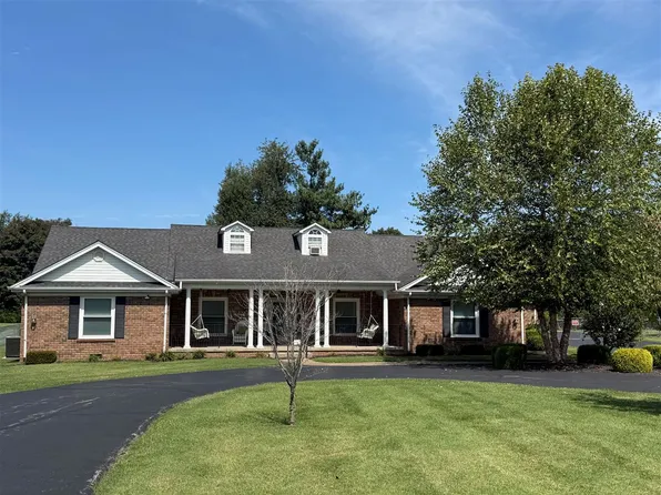 826 Lois Ln, Bowling Green, KY 42104