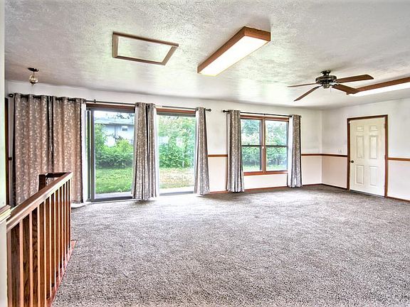 2nd image of 24339 Merrimac Ln