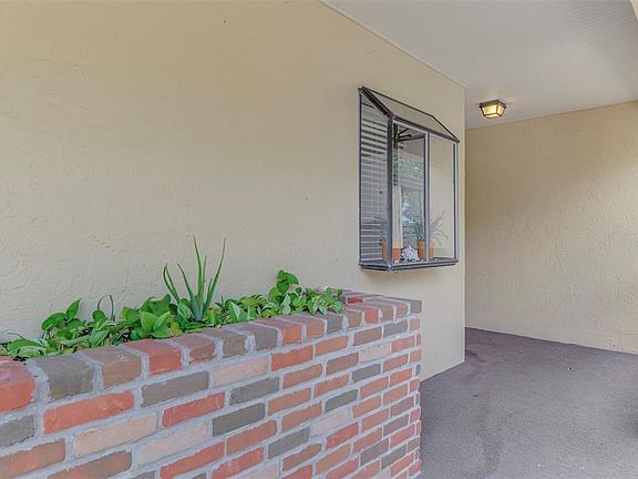 5th image of 375 THREE LAKES LANE #A